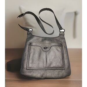 Coach Leather Crossbody Pebbled Metallic Silver Penelope J1168-F16533 & Wallet